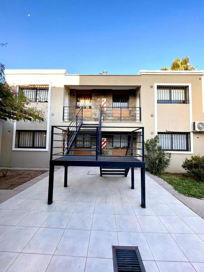 Apartamento Luminoso departamento en zona residencial Mendoza Exterior foto